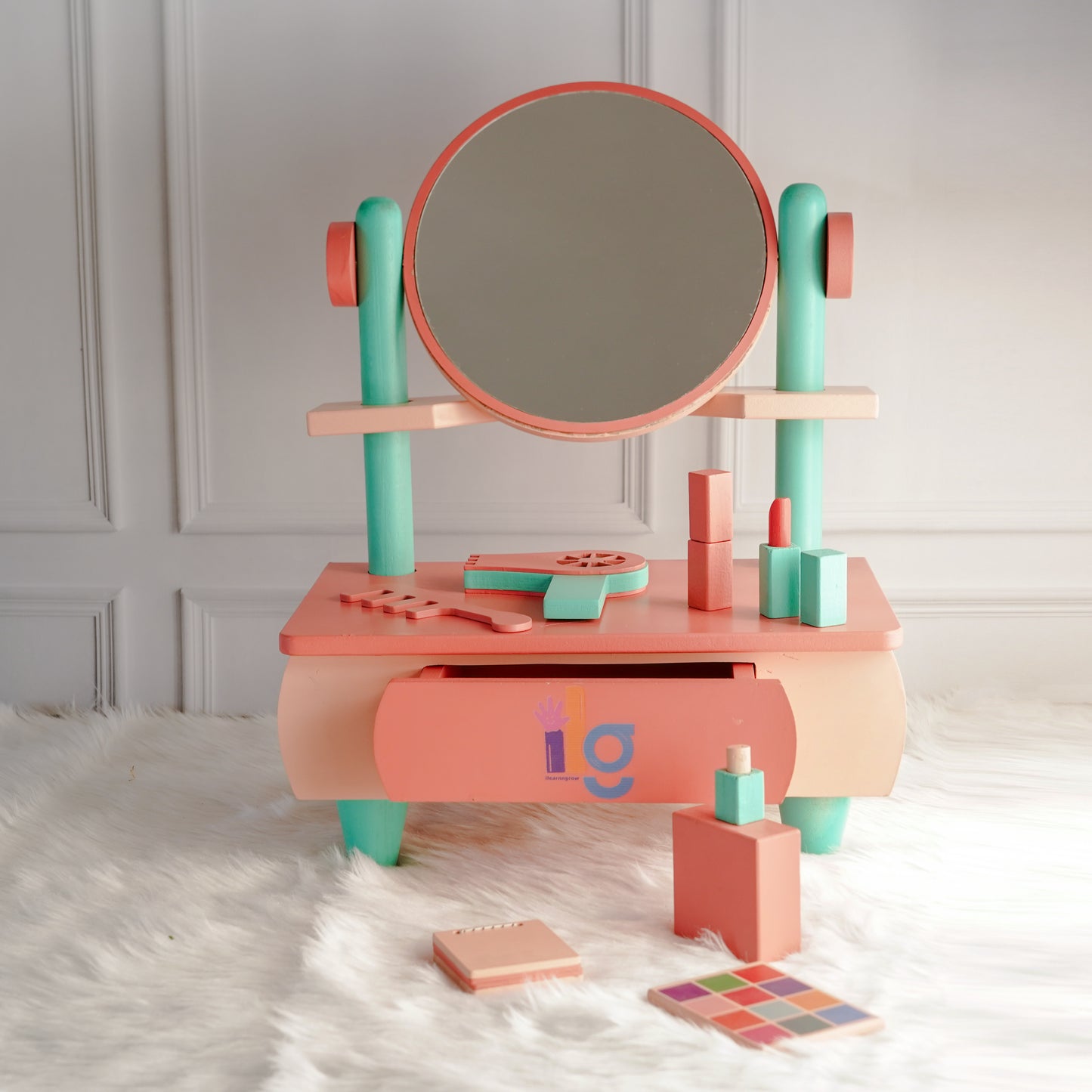 Pretend Play - Dressing Table Kit