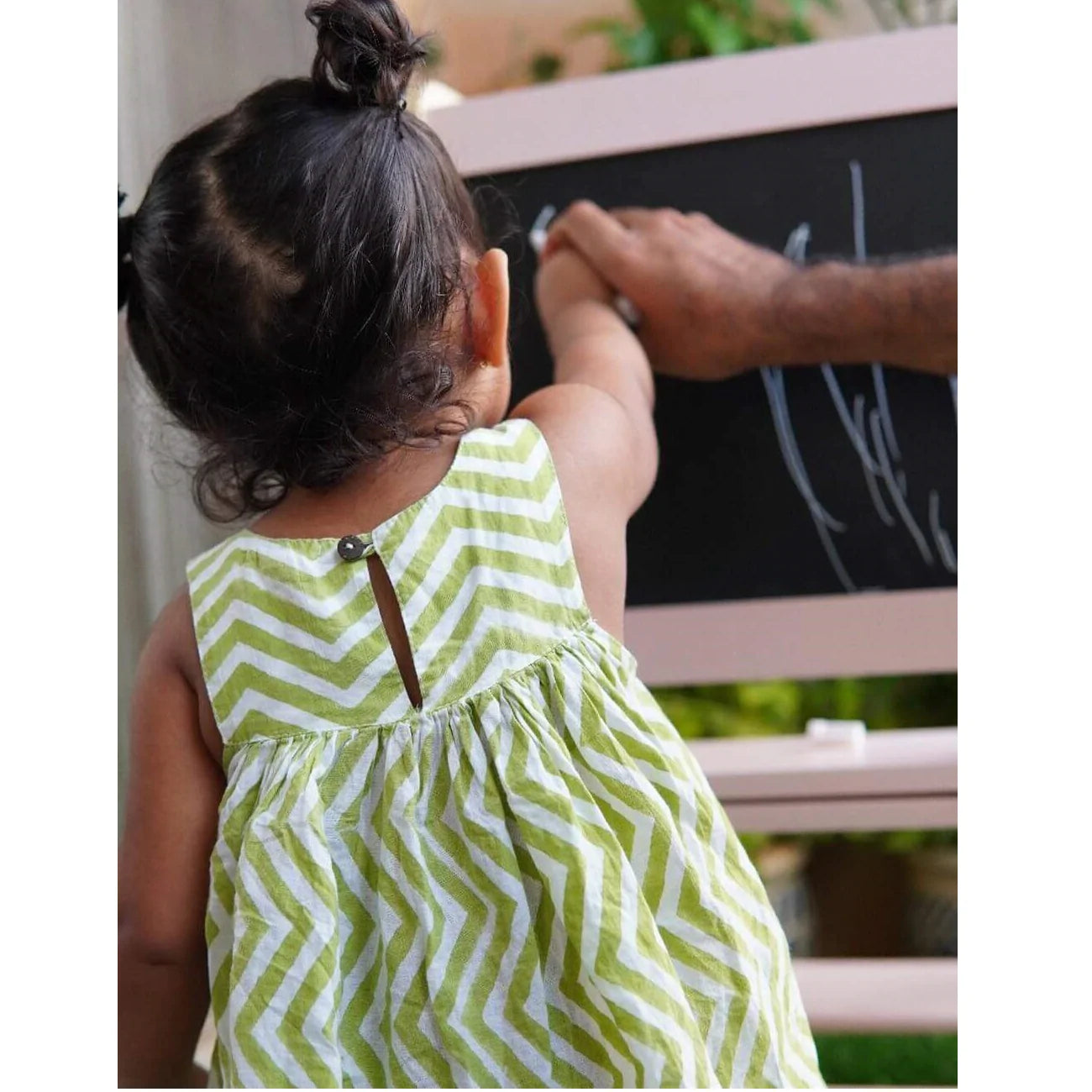 Buy Ariro Natural Learning Tower - SkilloToys.com