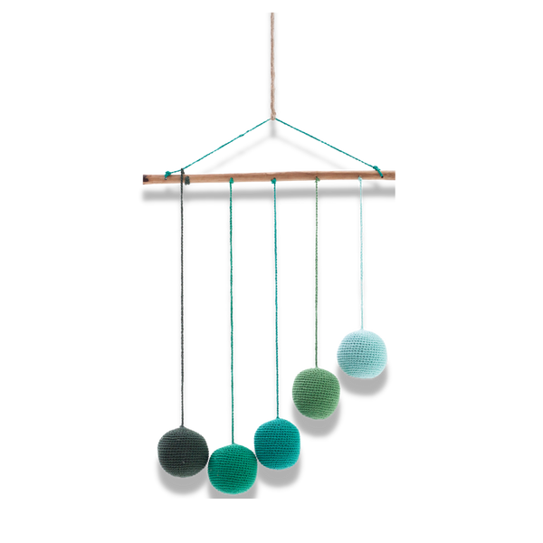 Kizoplay Gobbi Mobile Montessori Newborn Toy: 5 graded thread spheres for visual concentration, ages 8 to 16 weeks