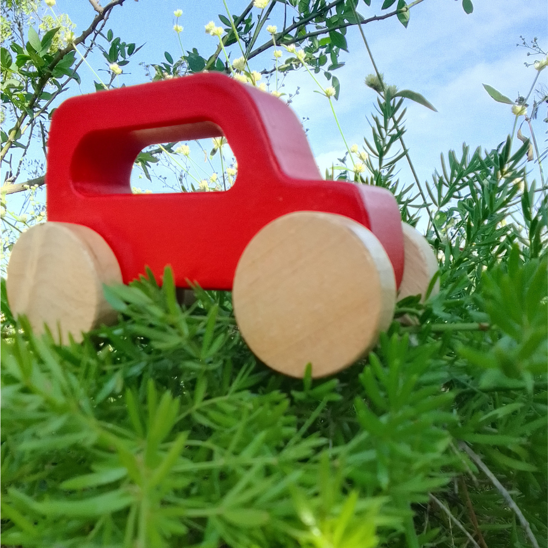 Wooden Red Jeep Toy with Garage Pretend Play