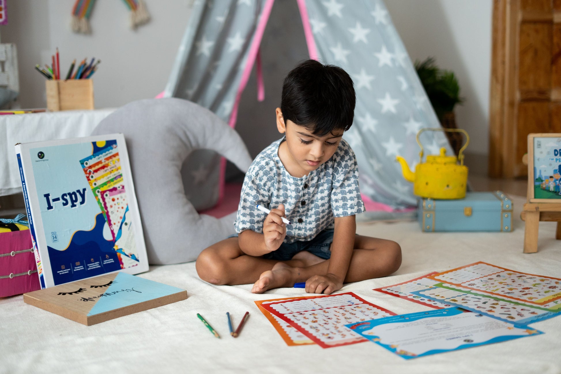 Buy Ispy Counting ,Sorting and Comparing Activity Kit - SkilloToys.com