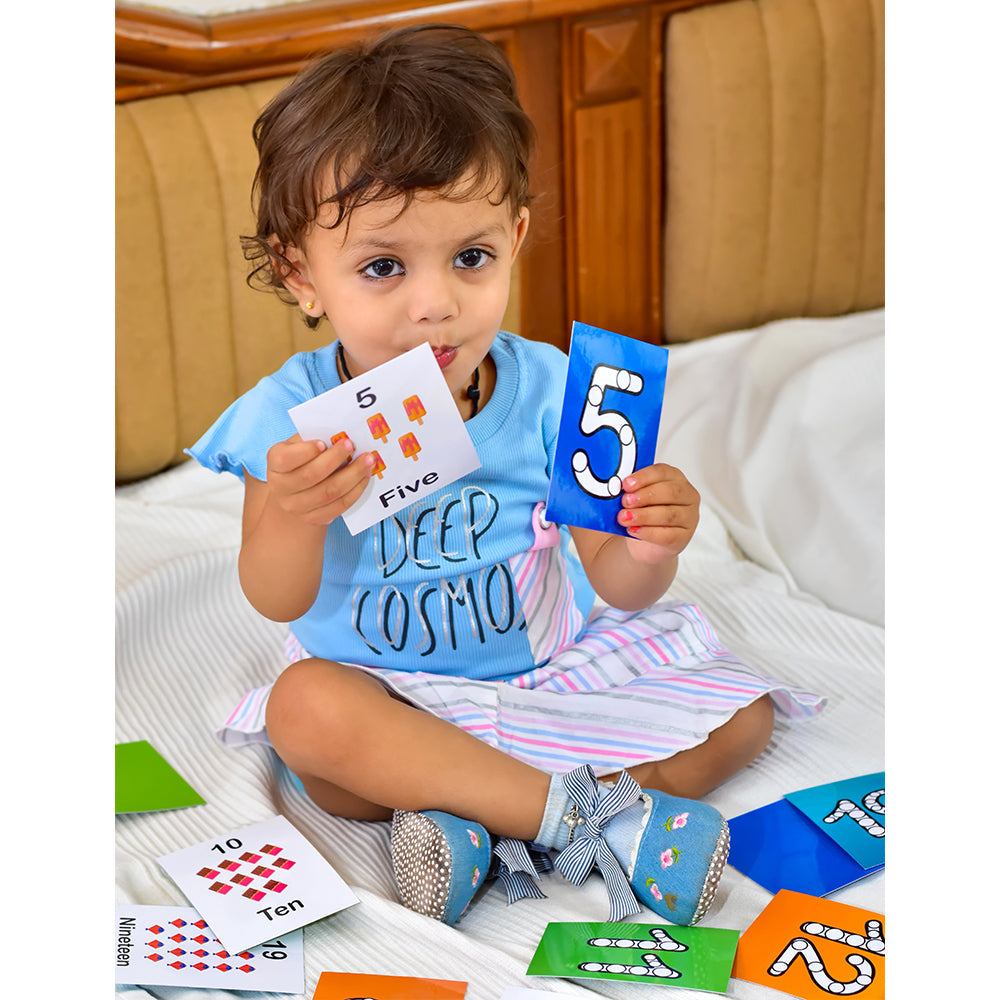 Buy Baby's First Numbers Flash Cards - SkilloToys.com